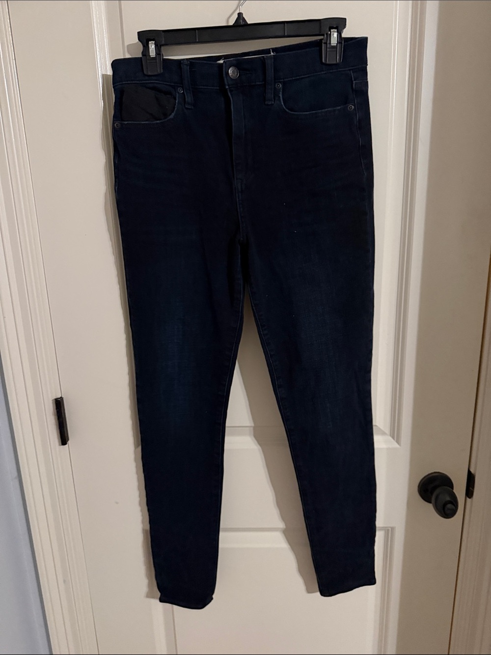 GAP Women's Skinny Jeans in Dark Blue